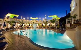 Pefkos Beach Studios & Apartments